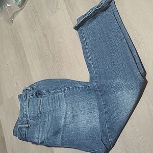 3/$15. Liz Claiborne ankle jeans size 14p